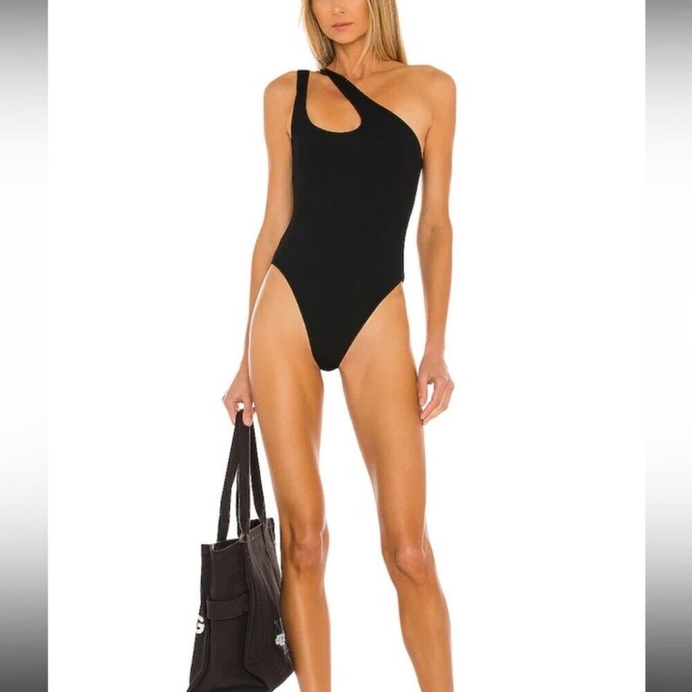 NWT L*Space Women's Phoebe Classic One Shoulder One Piece Swimsuit Black~ Size 6
